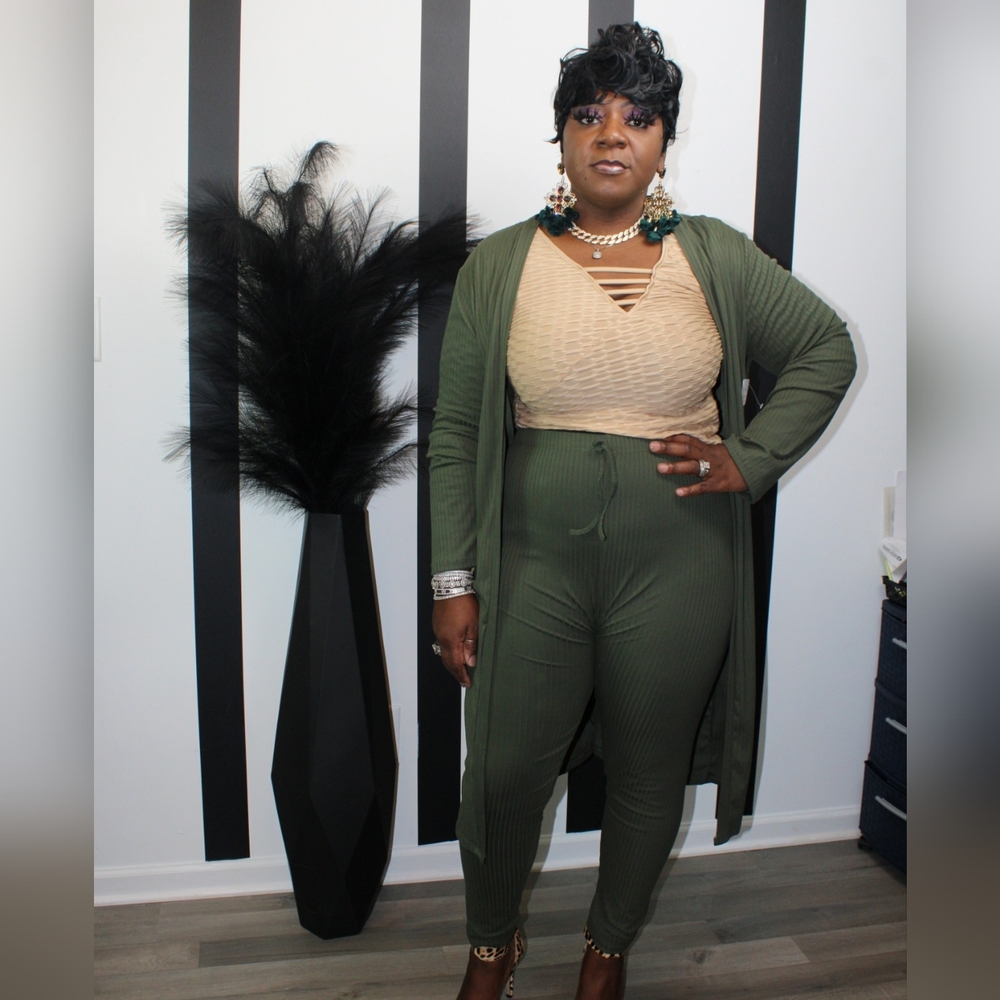 NWT Two Piece Ribbed Duster Set - Picture 2 of 4
